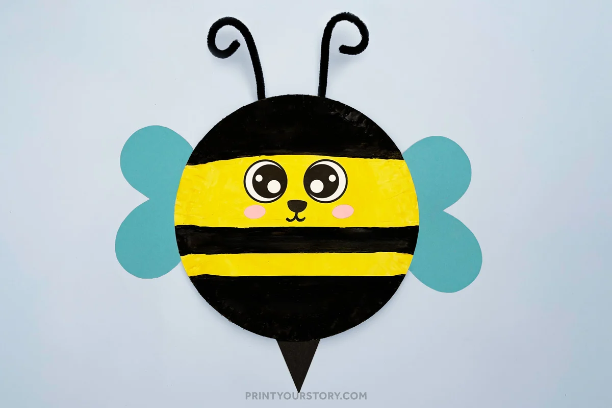Finished bumble bee paper plate craft